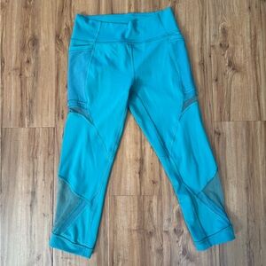Teal Lululemon cropped leggings